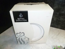 ROYAL DOULTON WHITE FLUTTER 20
