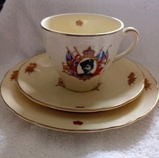 Queen Elizabeth II Coronation Tea Cup Saucer trio Alfred Meakin 1953 royal