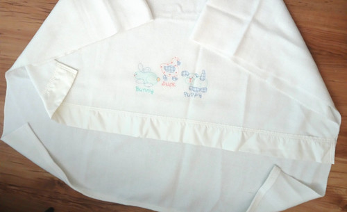 Vintage white embroidered - vintage,