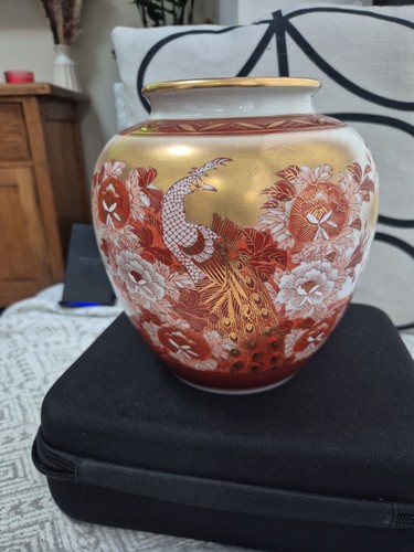 Kutani ware porcelain vase - ware,