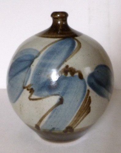 Stunning studio pottery - stunning, vase