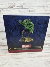 Hulk Statue Collectible Figure