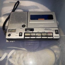 SONY CASSETTE RECORDER TC-150A Un-Tested and case 