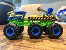 Hotwheels Big Rig Loco Punks Monster Truck 1:64. Used Excellent Condition