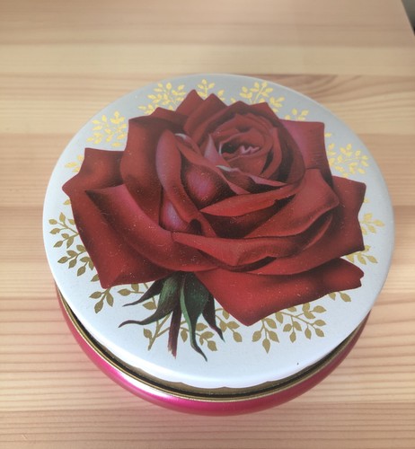 Vintage round decorative tin - vintage,