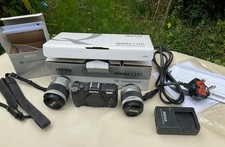 Digitial camera with interchangeable lenses - Pentax Q10