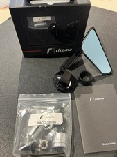 RIZOMA RIGHT MIRROR BLACK CIRCUIT CUT-EDGE BAR END BS295B