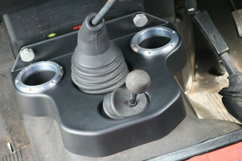 Rdx centre cup holder console - centre,