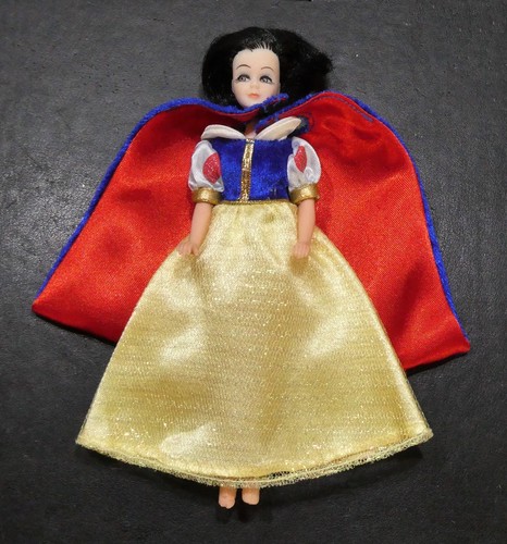 Vintage pippa doll - pippa, friend