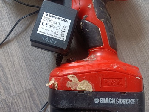Black decker 4v - black,