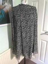 QED London Black/White Dress UK8 - Ditsy Floral Pleated Mini High Neck