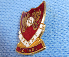 LEYTON ORIENT   VINTAGE  COFFER  BADGE