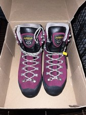 Asolo boots Unisex Size 7