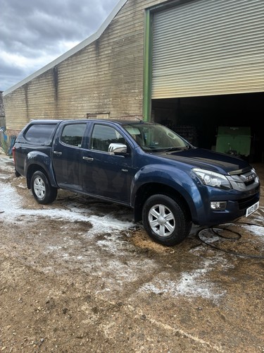 Isuzu max 2013 vat - max., 2013.