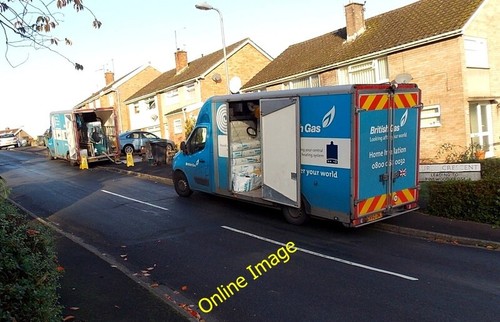 Photo 6x4 two british gas - 6x4,