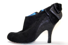 IRREGULAR CHOICE Baby Beauty