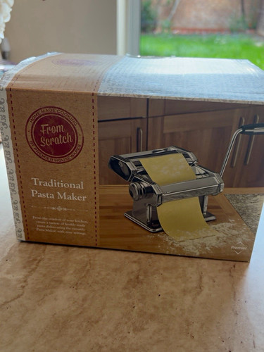 Traditional pasta maker