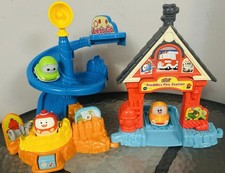 Cory Carson Freddie’s Fire Station Set Vtech Toot Toot. Plus Extra Vehicle