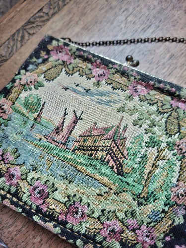 Vintage country scene floral - scene,
