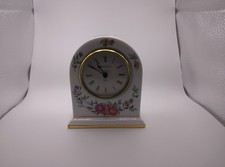 Wedgwood Rosehip Design Mantle