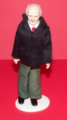 Dollhouse miniature older - dollhouse,