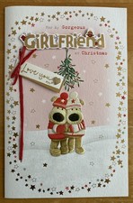 'Gorgeous Girlfriend' Extra