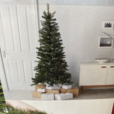 6ft Eiger Green Natural effect Hooked Full Artificial Christmas tree