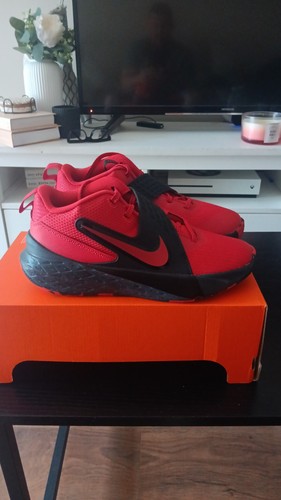 Team hustle size - 5.5, brand
