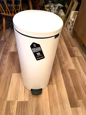Brabantia New Pedal 30L Kitchen Bin with Inner Bucket - White