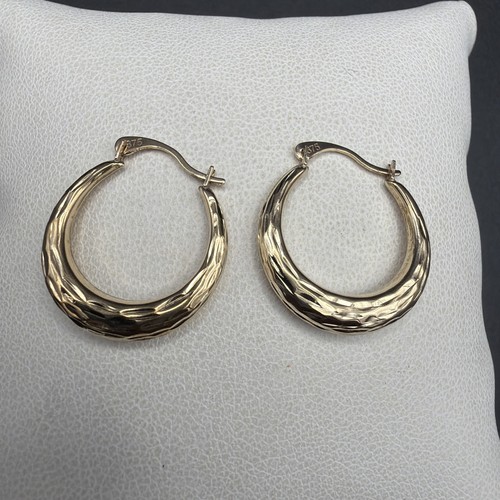 9ct gold small - gold, textured