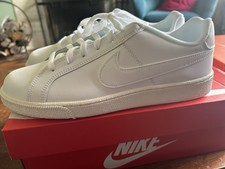 Nike Court Royale Triple White
