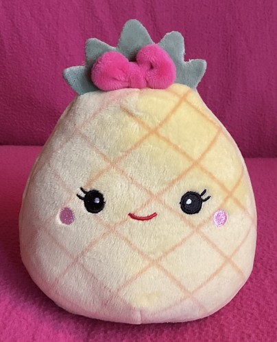 Squishmallows maui pineapple - maui,
