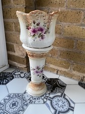 Small Jardiniere Plant Stand