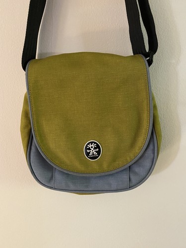 Crumpler aggott two - crumpler, tone