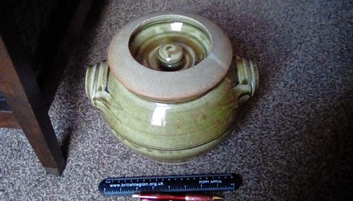 Large studio pottery - large,