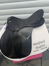 17 Inch Black Wintec 2000 With Cair Adjustable Gullet  REF. 986