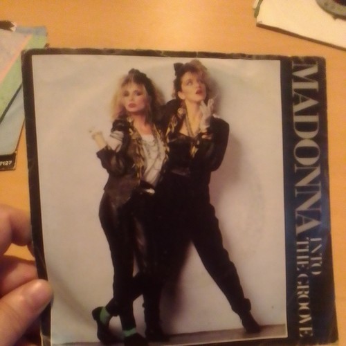 Madonna into the - madonna, 7"