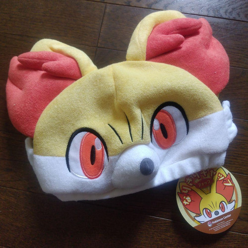 Fennekin pokemon center - pokemon,