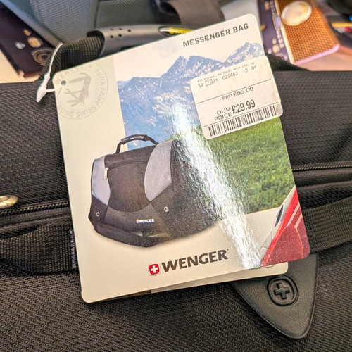 Wenger padded nylon messenger - nylon,