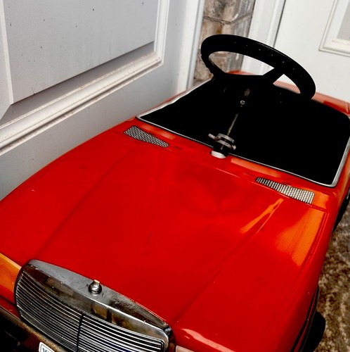 Red rare retro - rare,