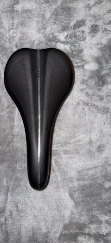 Giant bicycle men saddle - bicycle,