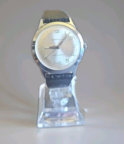 Vintage caravelle bulova - by,