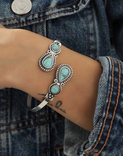 Silver and turquoise bangle - turquoise,