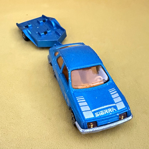 Majorette 208 ford sierra - no.,