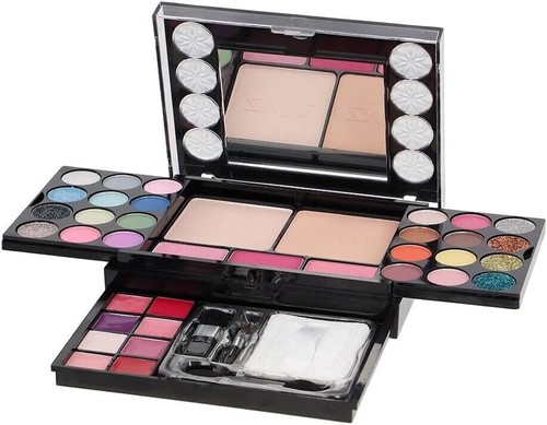 Make beauty set cosmetic - beauty,