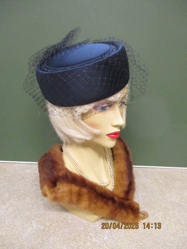 1940s 50s war - related, elegant