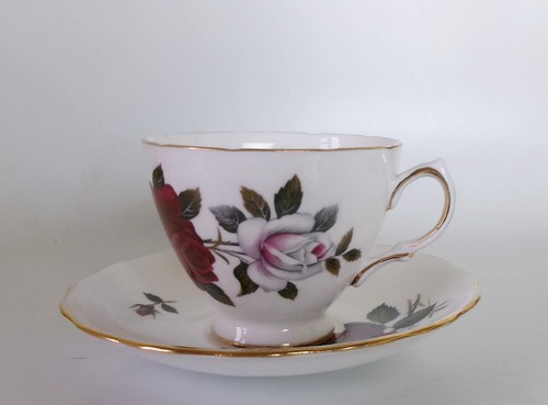 Colclough amoretta tea cup - colclough,