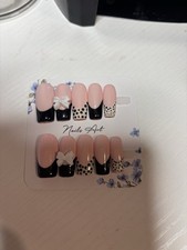 press on nails