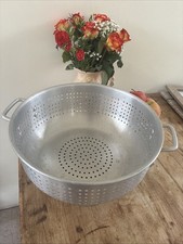 15" 38cm Dia Large Metal Footed Colander Strainer Kitchenalia