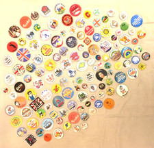 PIN BADGE VINTAGE BUNDLE JOB LOT 100 BADGES TIN ADVERTISING UK BRITISH YORKSHIRE